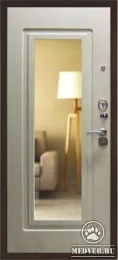 961